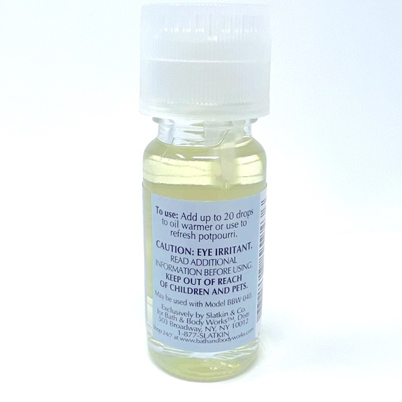 NWT Bath & Body Works Home fragrance oil Sea Island cotton signature collection - Picture 4 of 4